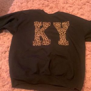 Women’s Medium KY Cheetah Print Dark Green Sweatshirt